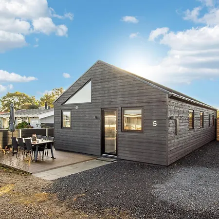 Lovely In Semesterbostad